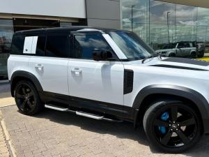 Land Rover Defender 110 V8 - Image 3