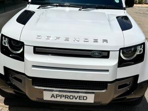 Land Rover Defender 110 D300 X-Dynamic HSE - Image 2