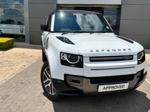 Land Rover Defender 110 D300 X-Dynamic HSE - Image 4