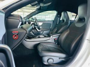Mercedes-Benz CLA CLA200 Progressive - Image 5