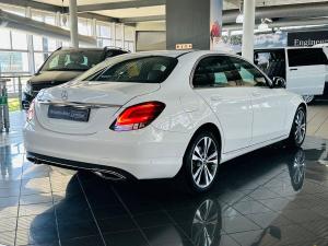 Mercedes-Benz C-Class C300 Avantgarde - Image 2