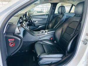 Mercedes-Benz C-Class C300 Avantgarde - Image 5