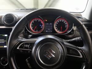 Suzuki Swift 1.2 GLX manual - Image 10