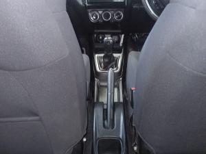 Suzuki Swift 1.2 GLX manual - Image 13