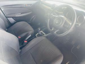 Suzuki Swift 1.2 GL manual - Image 9