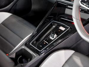 Volkswagen Golf GTI - Image 13