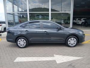 Volkswagen Polo sedan 1.6 Life - Image 3