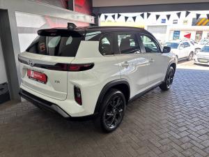 Toyota Urban Cruiser 1.5 XR manual - Image 2