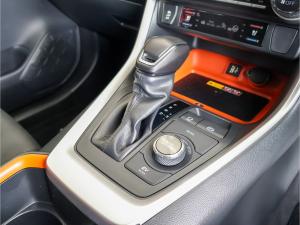 Toyota RAV4 2.5 Hybrid GX-R E-Four - Image 9