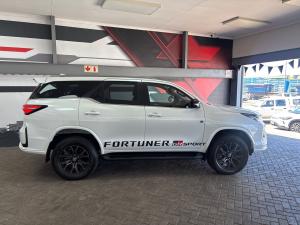 Toyota Fortuner 2.8GD-6 4x4 GR-Sport - Image 3