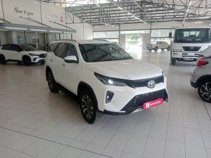 Toyota Fortuner 2.4GD-6 4x4 - Image 1