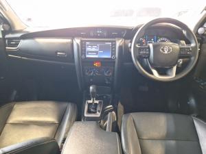 Toyota Fortuner 2.4GD-6 4x4 - Image 6