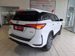 Toyota Fortuner 2.4GD-6 4x4 - Image 2