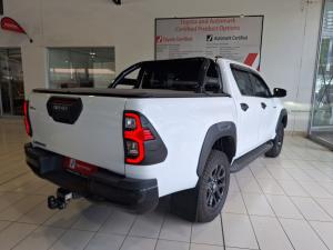 Toyota Hilux 2.8GD-6 double cab Legend manual - Image 2
