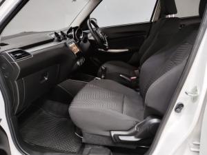 Suzuki Swift 1.2 GLX - Image 7