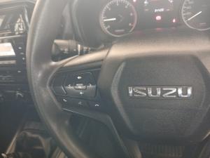 Isuzu D-MAX 1.9 Ddi L 4X4 D/C - Image 9
