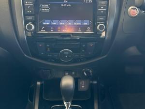 Nissan Navara 2.5DDTI PRO-4X Warrior 4X4 automatic D/C - Image 8