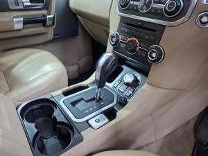 Land Rover Discovery 4 SDV6 SE - Image 11