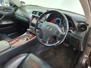 Lexus IS 250 EX - Image 13