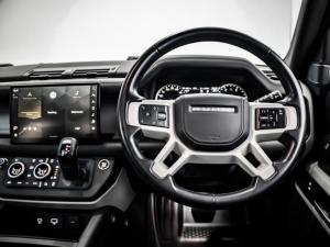 Land Rover Defender 110 D300 X-Dynamic HSE - Image 18