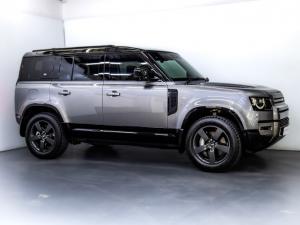 Land Rover Defender 110 D300 X-Dynamic HSE - Image 2