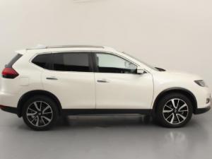 Nissan X-Trail 1.6dCi 4x4 Tekna - Image 2