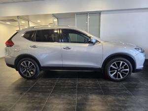 Nissan X-Trail 1.6dCi 4x4 Tekna - Image 2