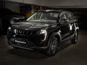 Mahindra XUV 3XO 1.2T AX5 manual - Image 1