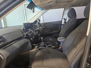 Mahindra XUV 3XO 1.2T AX5 manual - Image 9