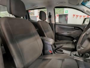Isuzu D-Max 250 double cab - Image 8