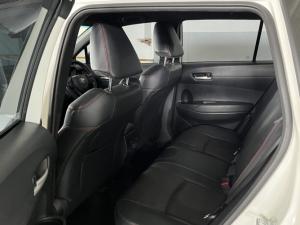 Toyota Corolla Cross 1.8 Hybrid GR-Sport - Image 8