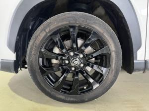 Toyota Corolla Cross 1.8 Hybrid GR-Sport - Image 9