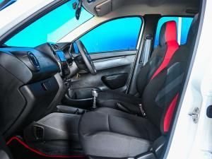 Renault Kwid 1.0 Techno manual - Image 15