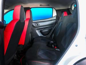 Renault Kwid 1.0 Techno manual - Image 16