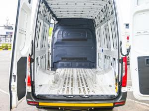 Mercedes-Benz Vito 115 CDI 2.2 crew cab - Image 17