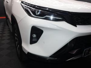 Toyota Fortuner 2.4GD-6 4x4 - Image 6