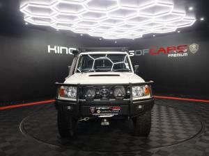 Toyota Land Cruiser 79 4.5D-4D V8 double cab LX - Image 2