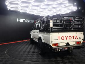 Toyota Land Cruiser 79 4.5D-4D V8 double cab LX - Image 4