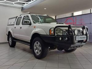 Nissan NP300 Hardbody 2.5TDi double cab 4x4 - Image 11