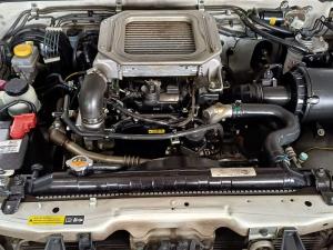 Nissan NP300 Hardbody 2.5TDi double cab 4x4 - Image 22