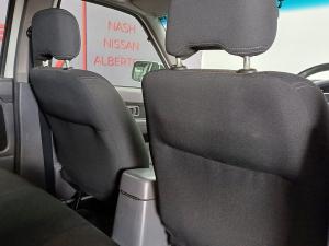 Nissan NP300 Hardbody 2.5TDi double cab 4x4 - Image 29