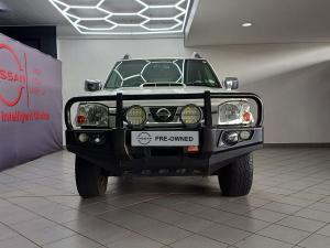 Nissan NP300 Hardbody 2.5TDi double cab 4x4 - Image 5