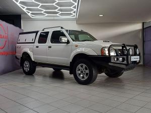 Nissan NP300 Hardbody 2.5TDi double cab 4x4 - Image 8