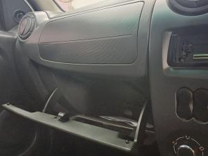 Nissan NP200 1.6i safety pack (aircon) - Image 20