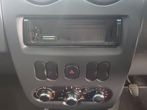 Nissan NP200 1.6i safety pack (aircon) - Image 30