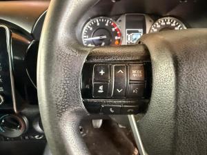 Toyota Hilux 2.4GD-6 Xtra cab Raider manual - Image 13