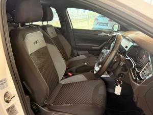 Volkswagen Polo hatch 1.0TSI Comfortline auto - Image 11