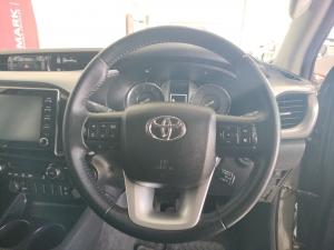 Toyota Hilux 2.8GD-6 double cab Raider auto - Image 8