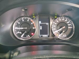 Toyota Hilux 2.8GD-6 double cab Raider auto - Image 12