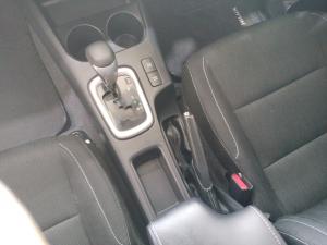 Toyota Hilux 2.8GD-6 double cab Raider auto - Image 13